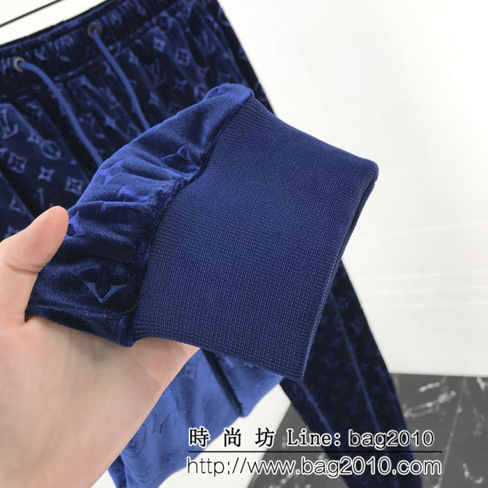 LV路易威登 18ss新款 經典暗紋老花logo提花圖案 男款絲絨套裝 ydi1641